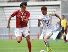 包含圣图尔登取得胜利，实现保级突围的词条