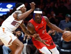 巴特勒巅峰对决，哈登与30激战C9分钟，败北胜负难料！